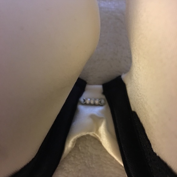 36D White & Black Lace Underwire Bra - Picture 3 of 4